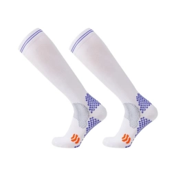 PAR DE CALCETINES TRANSPIRABLES (IDEALES PARA CORRER) TALLE: LXL